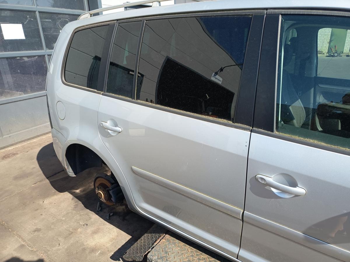 VW Touran 1T original T&uuml;r Roht&uuml;r hinten rechts LA7W Reflexsilber Baujahr 2004