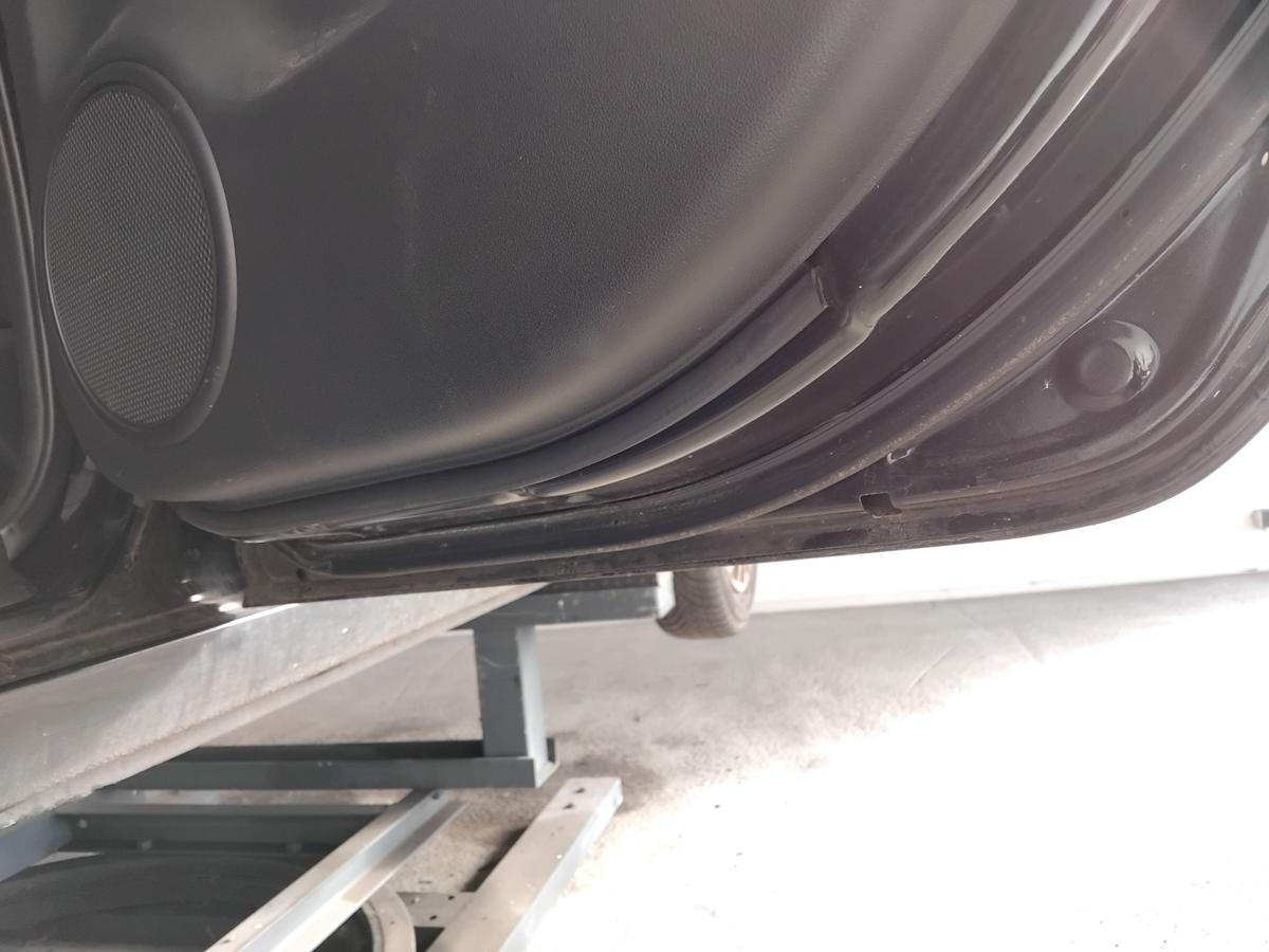 Hyundai i30 FD Flie&szlig;heck T&uuml;r hinten rechts 9F Stone Black Metallic BJ2008