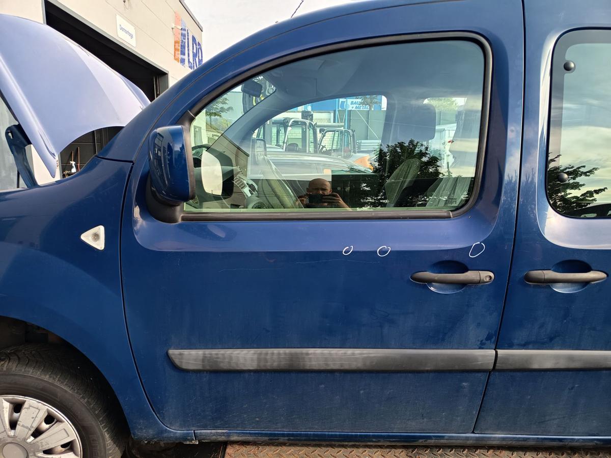 Renault Kangoo II original T&uuml;r vorn links Fahrer KMOD Seladonblau Bj 2008