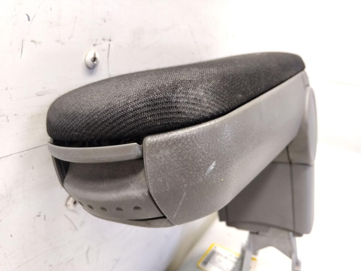 VW New Beetle 9C original Mittelarmlehne Plastik grau mit Stoff schwarz Bj.1998