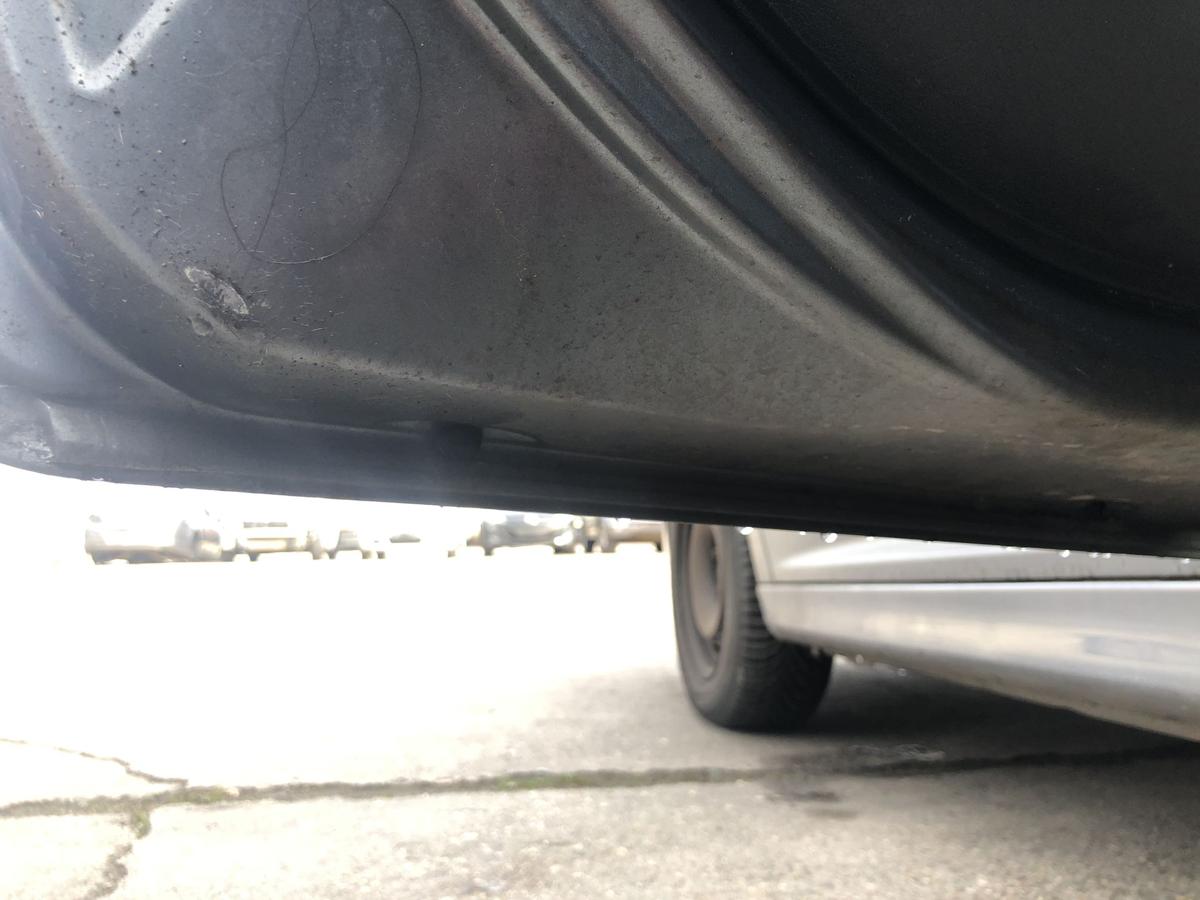 Peugeot 207 SW Typ WE T&uuml;r hinten links Fondt&uuml;r im Rohbau KTH Thorium Grau