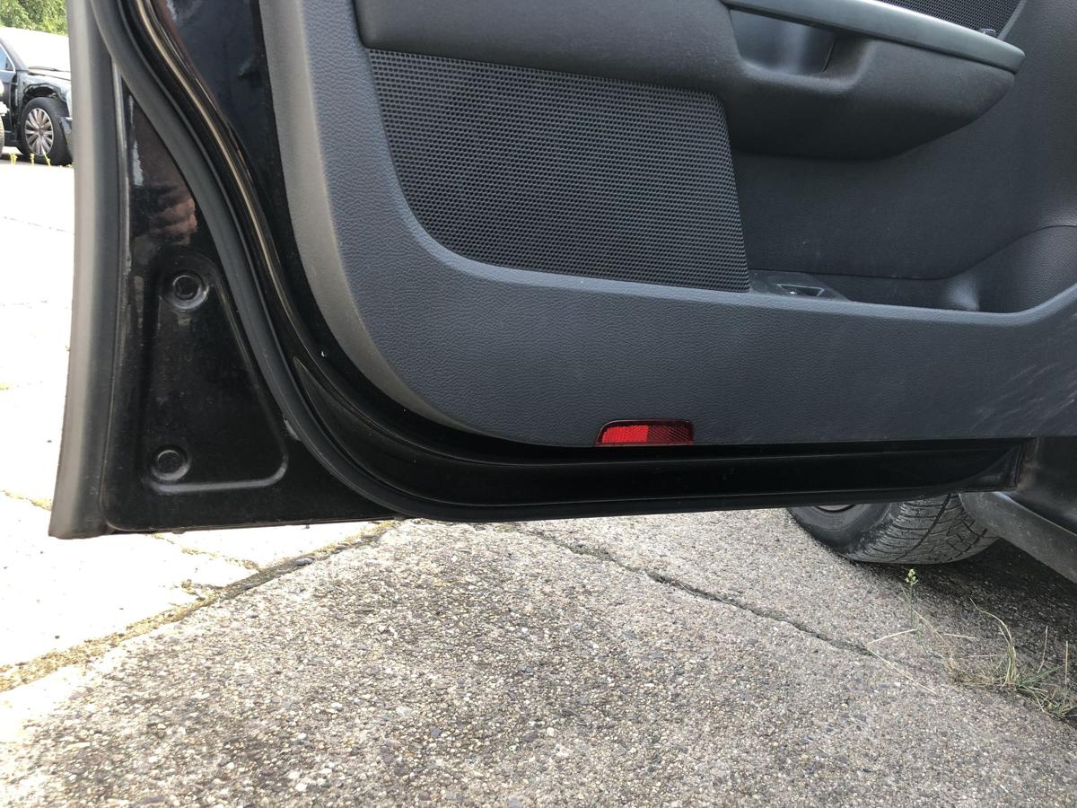 VW Jetta 1K Tür vorn links Fahrertür Rohbau LC9X Deep Black Perl
