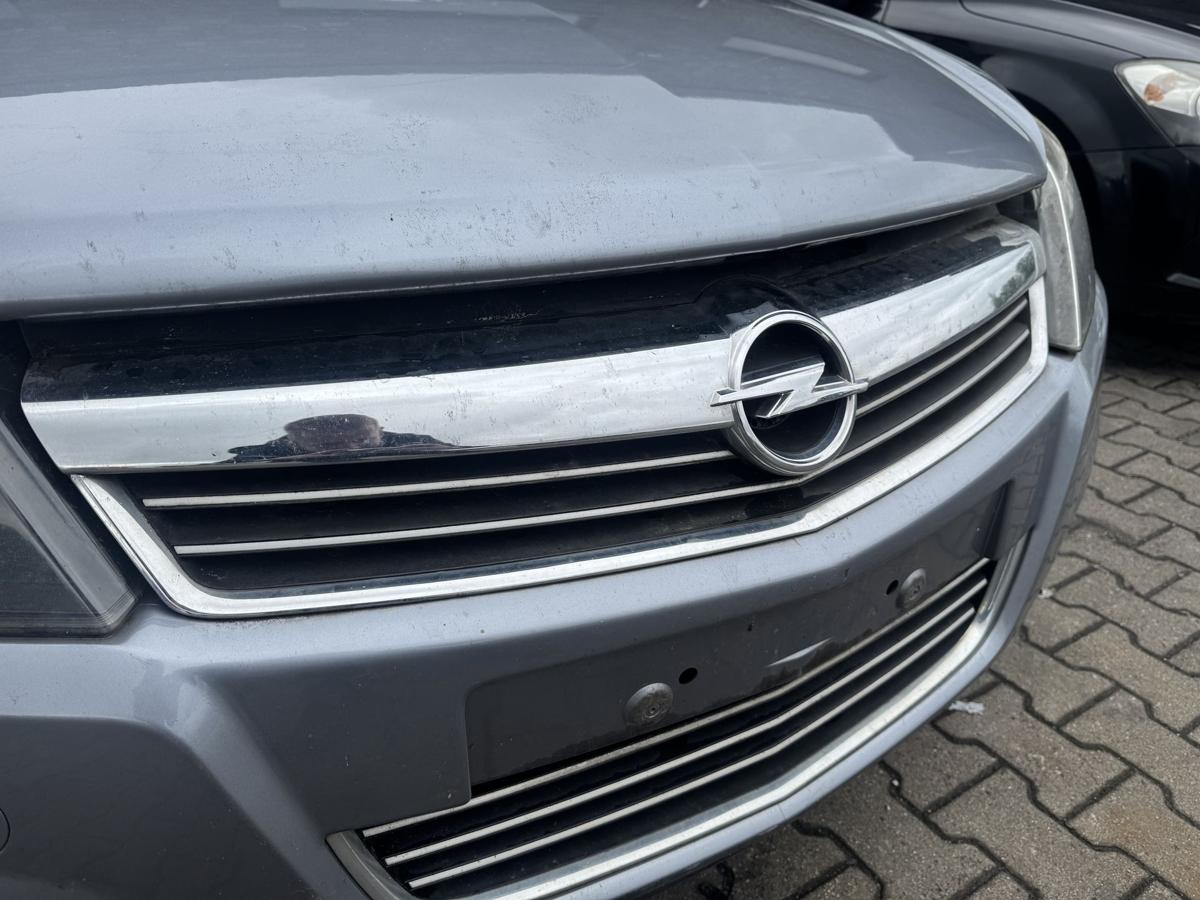 Opel Astra H original K&uuml;hlergrill Facelift