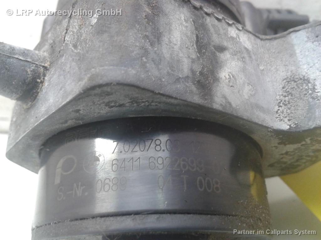 BMW 7-er E65 BJ2004 Zusatzwasserpumpe Motor 64116922699 3,6 200kw N62B36A