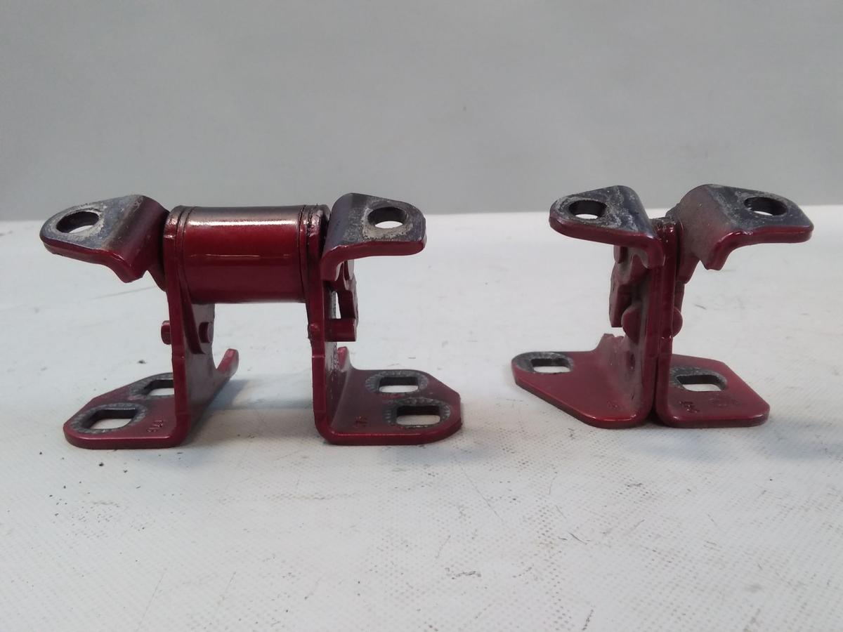 Tesla Model S Facelift original Satz T&uuml;rscharniere vorn rechts Bj.2019