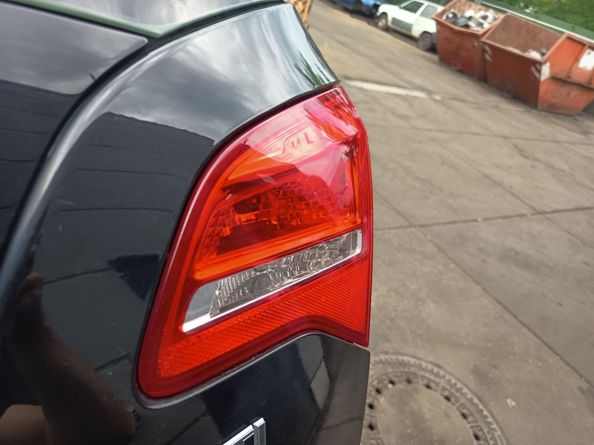 Opel Meriva B original R&uuml;ckleuchte rechts innen Heck Schlusslicht Bj 2012