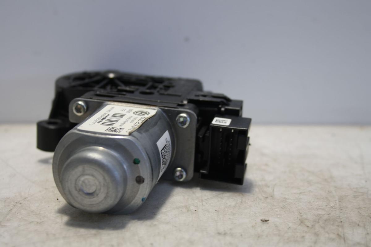 VW Polo 9N3 5trg orig Fensterhebermotor hinten rechts 6Q0959812C Bj 2009