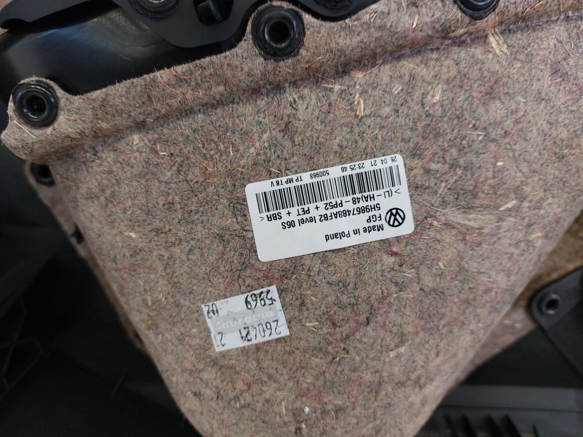 VW Golf 8 VIII CD Variant T&uuml;rverkleidung hinten rechts Kombi T&uuml;rpappe