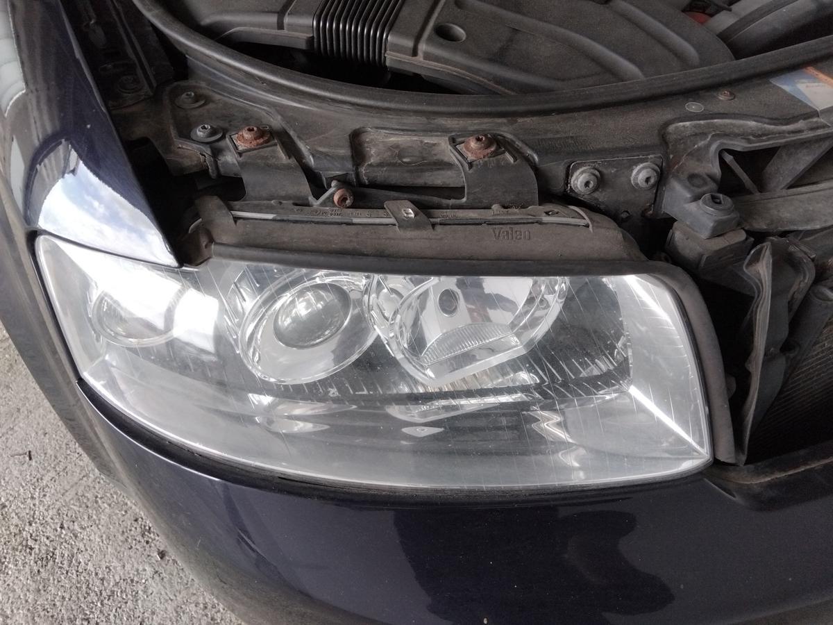 Audi A4 8E B6 original Scheinwerfer rechts Valeo Halogen mit LWR BJ2001