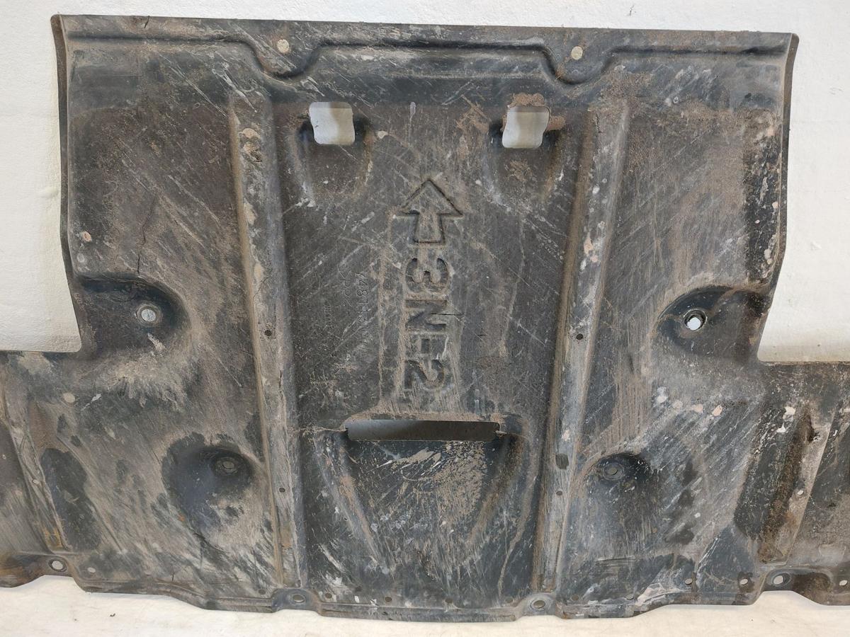 Nissan Leaf ZE1 40kWh Unterfahrschutz Unterbodenschutz Akkuschutz OEM Teilst&uuml;ck