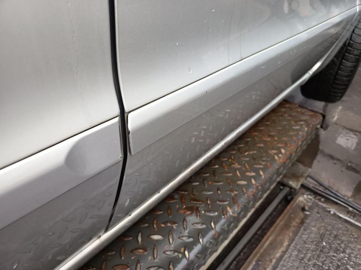 Ford S-Max I original T&uuml;r vorn rechts Beifahrer Kristallsilber Bj 2007