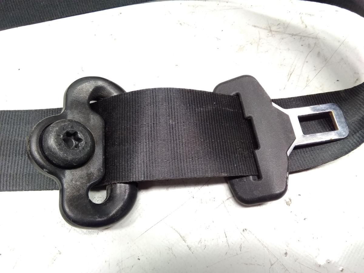 Ford Focus 3 original Sicherheitsgurt vorn rechts schwarz unfallfrei Bj.2015 BM5161294ADW