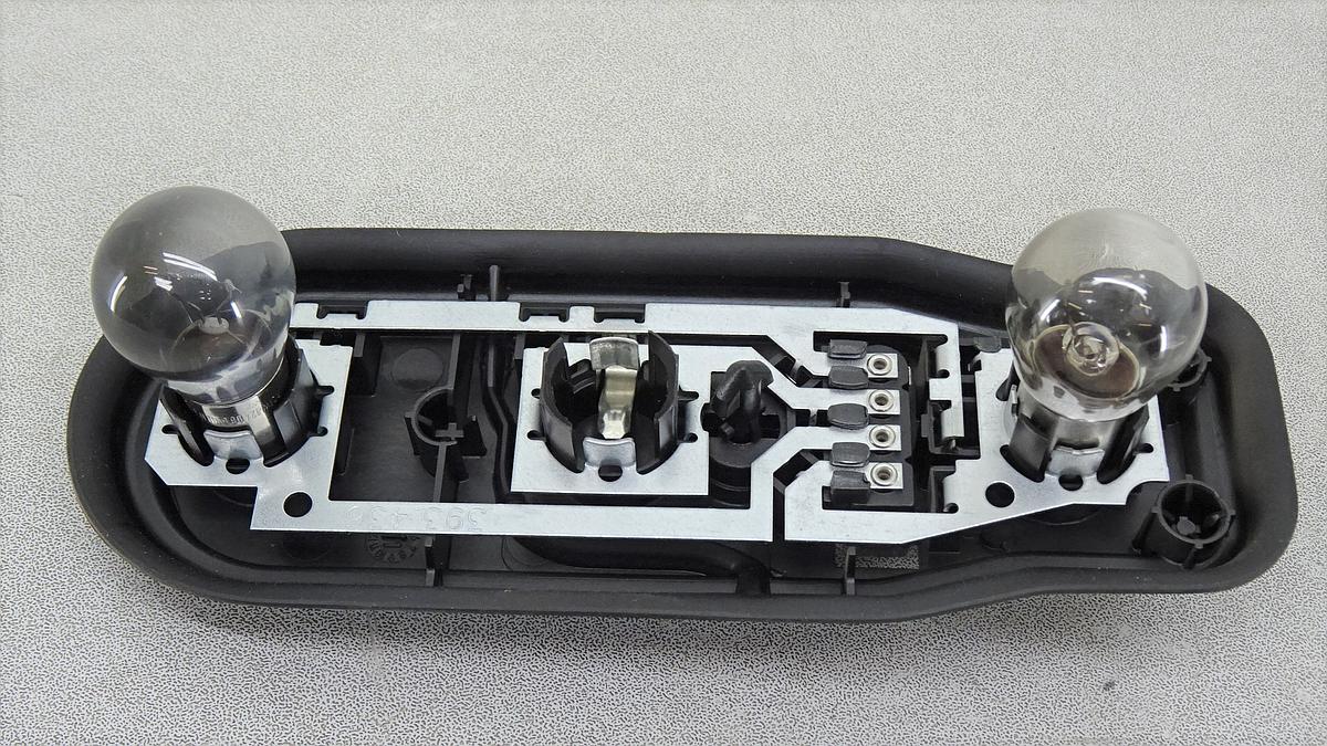 BMW 5er E39 Rückleuchte Rücklicht außen rechts 6900214 Bj2001 Kombi ab 2000