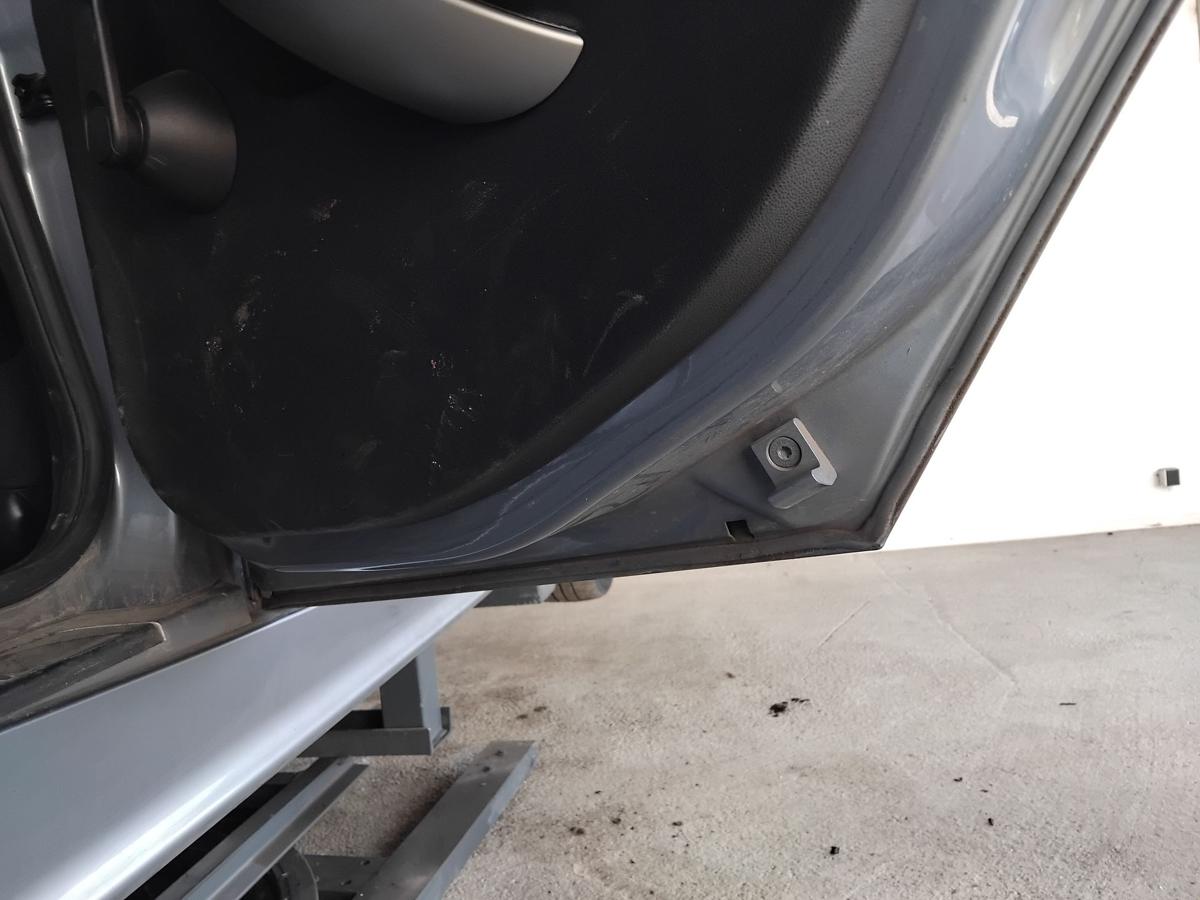 BMW 1er E87 Tür hinten rechts A18 Quarzblau Metallic BJ2006 5-türig