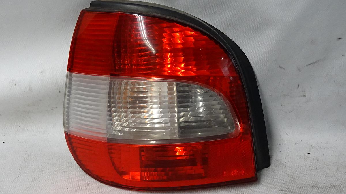 Renault Megane Scenic JA BJ2003 Rückleuchte Heckleuchte links Valeo rot weiß