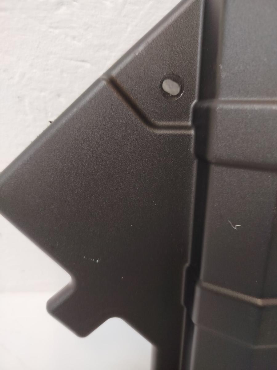 Mitsubishi Eclipse Cross GK0 ab21 Abdeckung Verkleidung Endstufe Audioverst&auml;rker