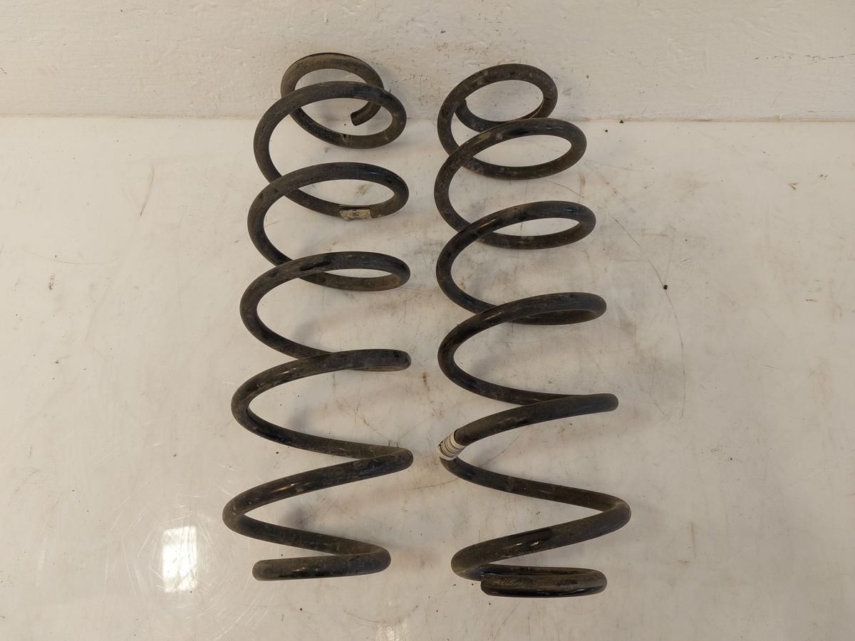 Ford Fiesta HF MK8 Satz Fahrwerksfedern Federn Fahrwerk Hinterachse 5 T&uuml;rer