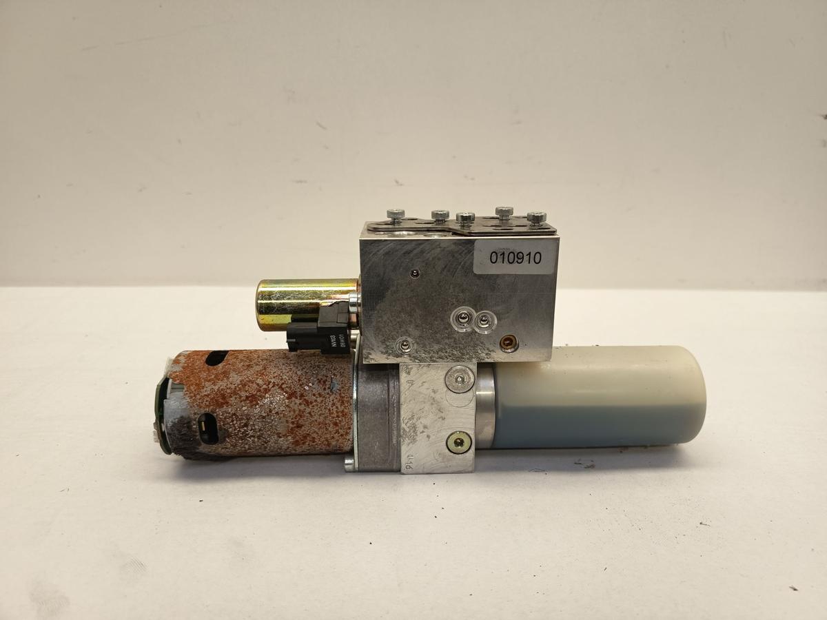 Nissan Micra K12 Cabrio originale Hydraulikpumpe f&uuml;r Verdeck Bj 2006