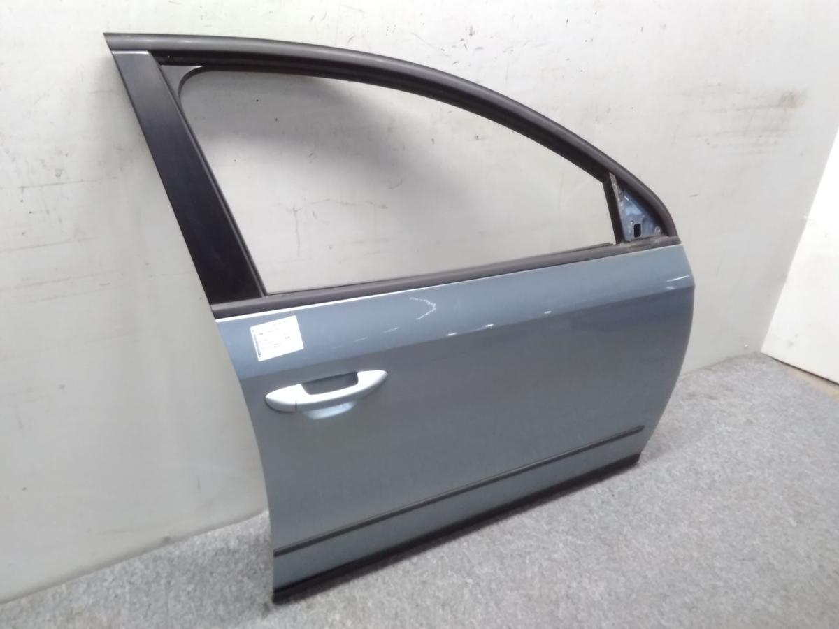 VW Passat 3C T&uuml;r vorn rechts Beifahrert&uuml;r arcticbluesilver LB5M BJ2005