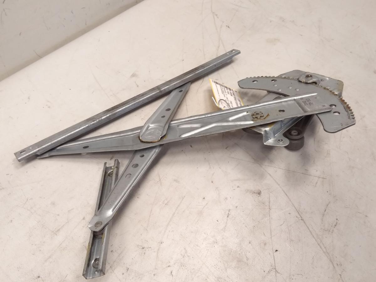 Nissan Micra K11 original Fensterheber vorn rechts manuell BJ2000