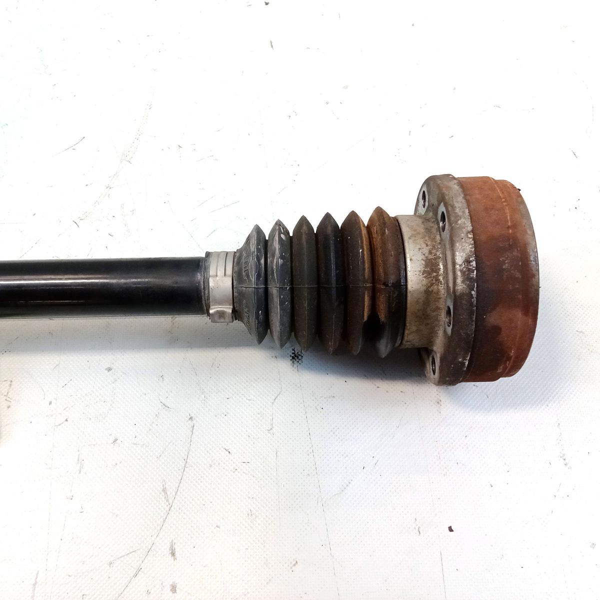 Skoda Fabia 5J orig Antriebswelle Gelenkwelle vorn links 1.2 44kw CGPB BJ2013