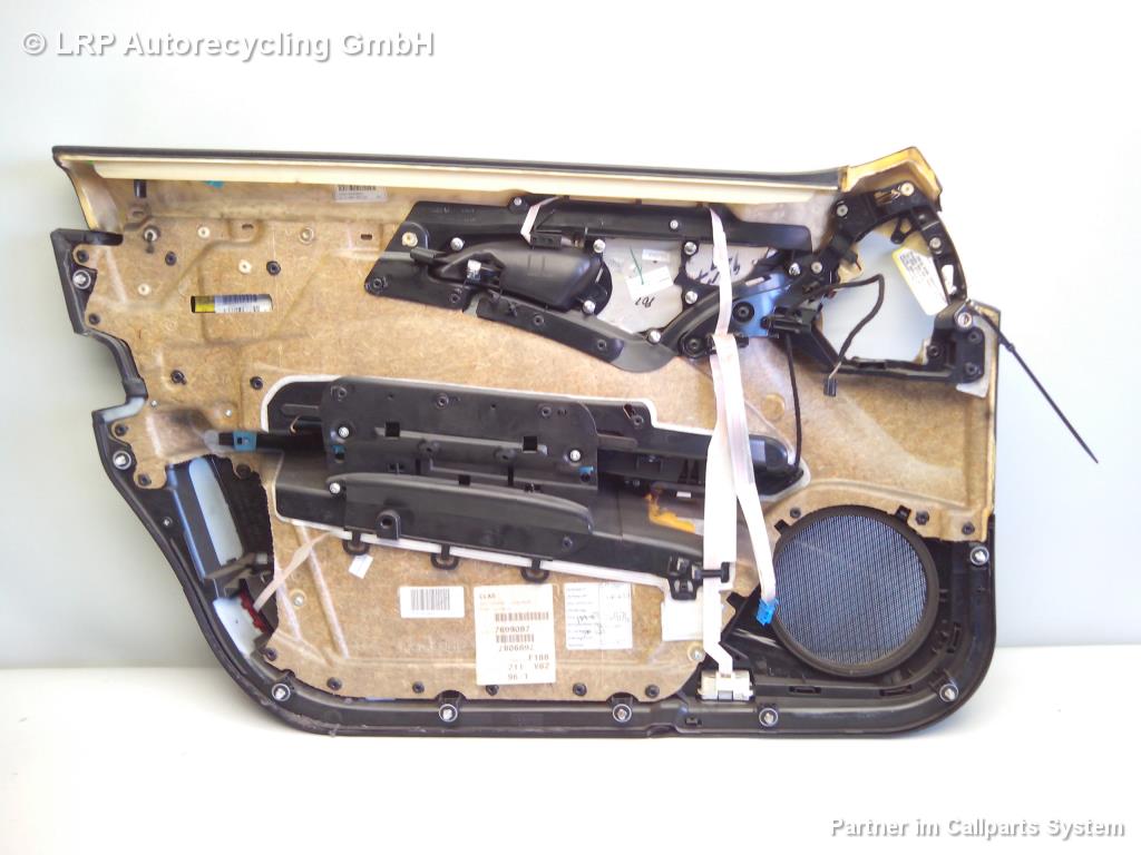 Mercedes S211 Mopf BJ2006 Türverkleidung Tür vorn rechts 2117208452 9E65