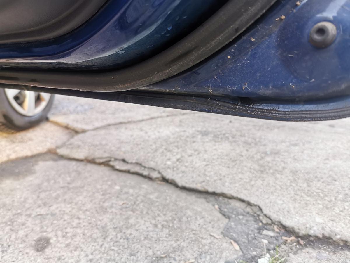 Hyundai Accent MC Beifahrert&uuml;r T&uuml;r Autot&uuml;r Rohbau vorn rechts 3E Blue Onyx 3trg