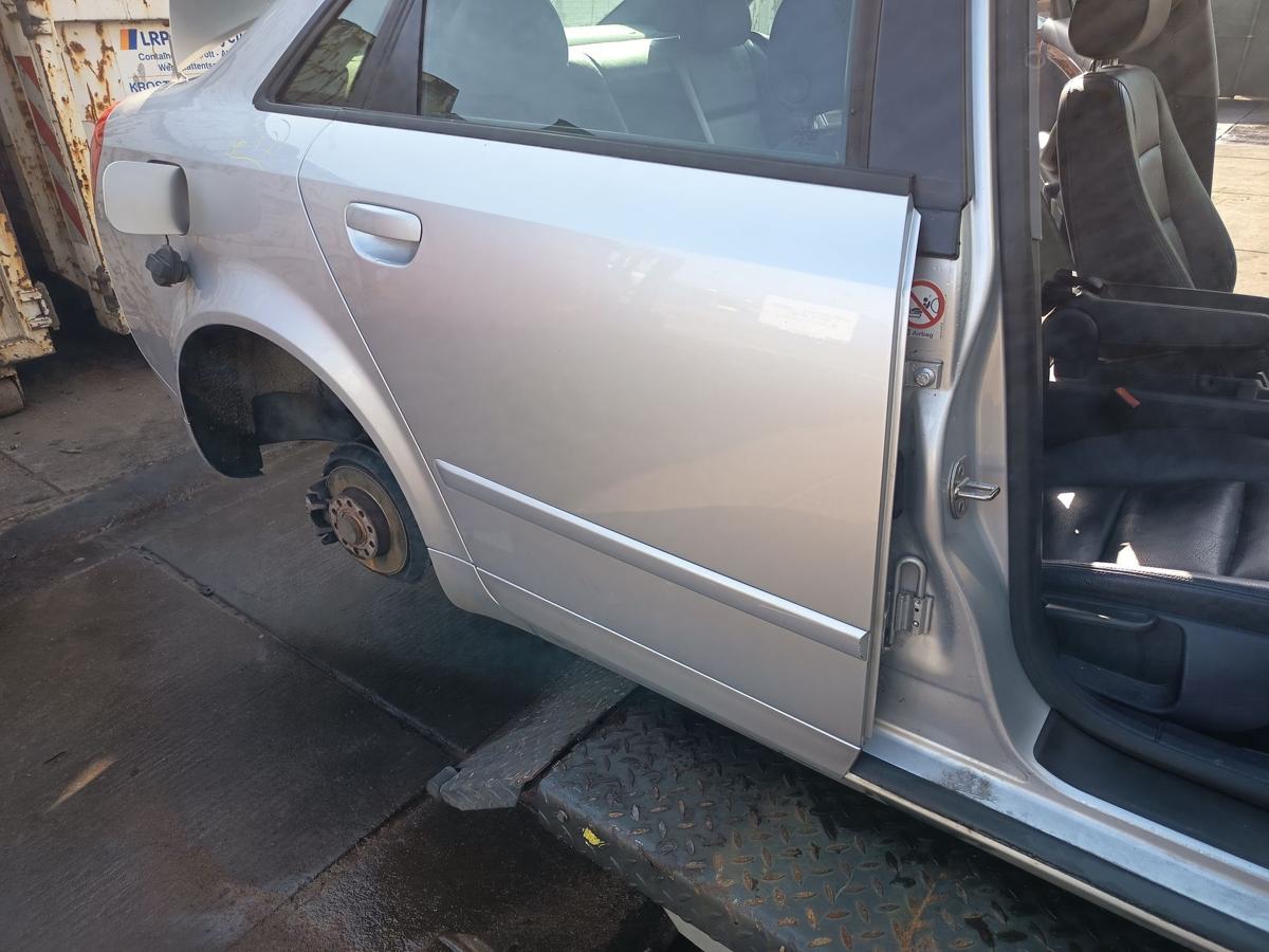 Audi A4 B6 Limo original T&uuml;r hinten rechts Fond Y7W Lichtsilber Bj 2003
