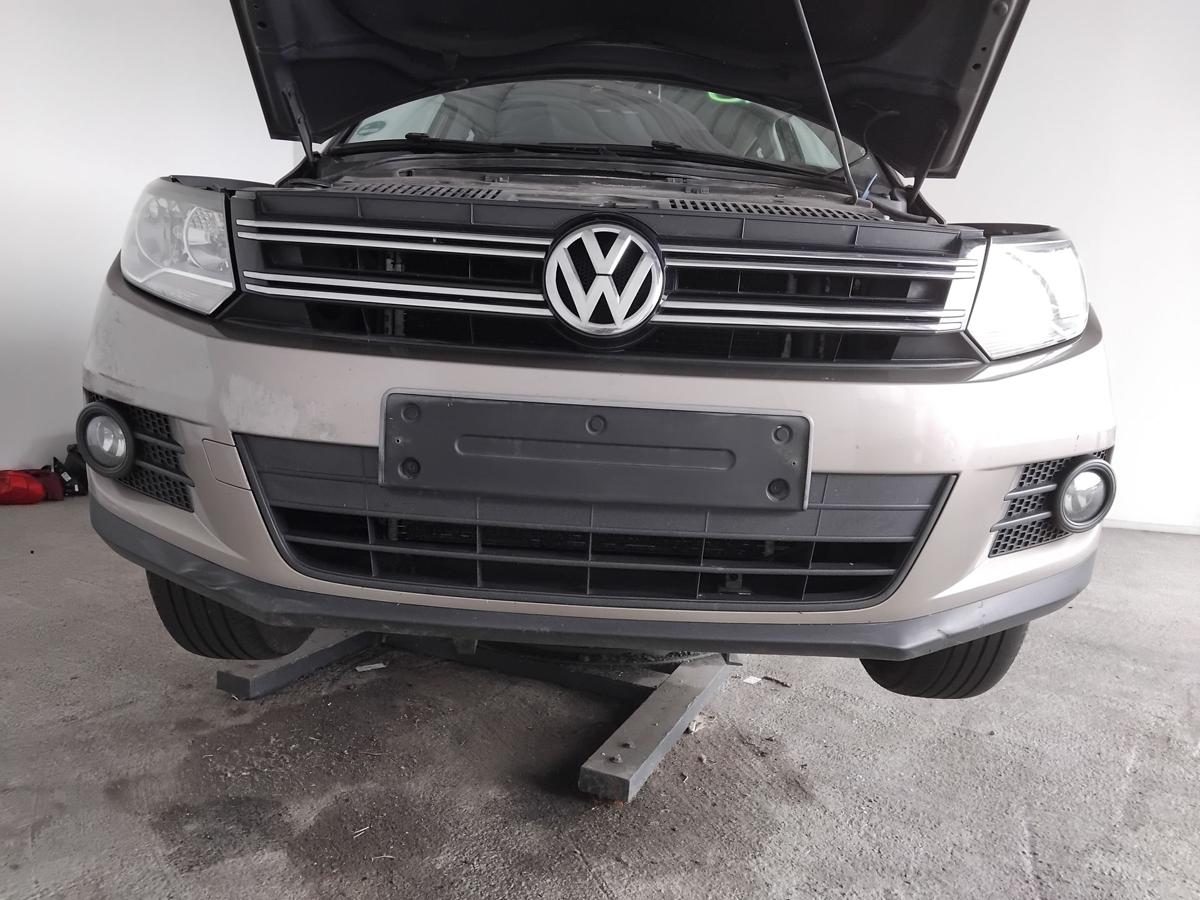 VW Tiguan 5N2 orig Stossf&auml;nger Sto&szlig;stange vorn titaniumbeigemetallic LA1X BJ2012