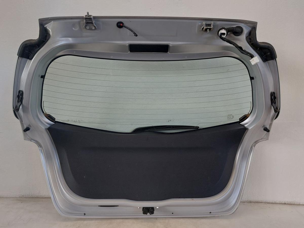 Toyota Yaris XP13 Heckklappe mit Heckscheibe 5 t&uuml;rer silbermetallic 1F7