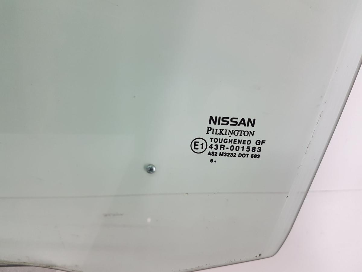 Nissan Micra K12 Türscheibe vorn links Bj2007 in grüncolor 3 Türig