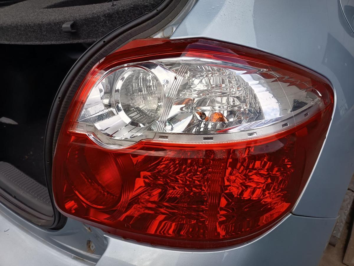 Toyota Auris E15 original R&uuml;ckleuchte rechts Heckschlusslicht Facelift Bj 2011