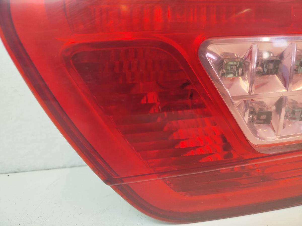 Citroen C5 R R&uuml;ckleuchte innen rechts Heckklappenteil Kombi Visteon OEM