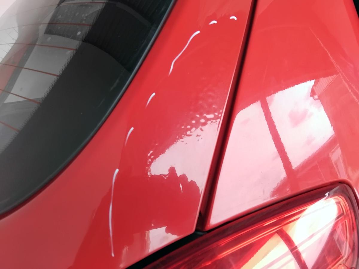 Hyundai i20 PB Heckklappe BH Electric Red mit Heckscheibe BJ2009