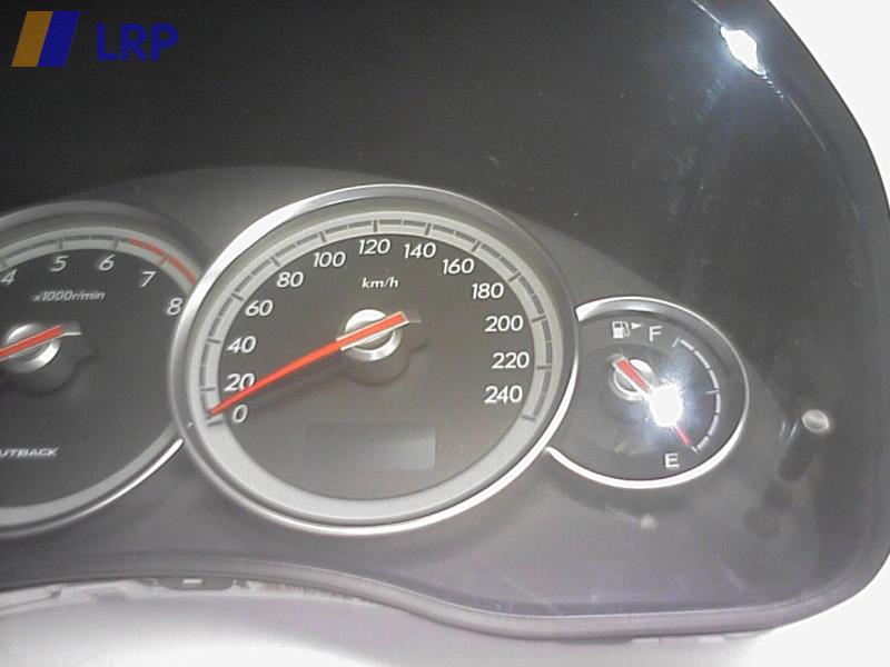 Subaru Legacy Outback BP Bj.2004 Kombiinstrument Armatur Tacho 85012AG220