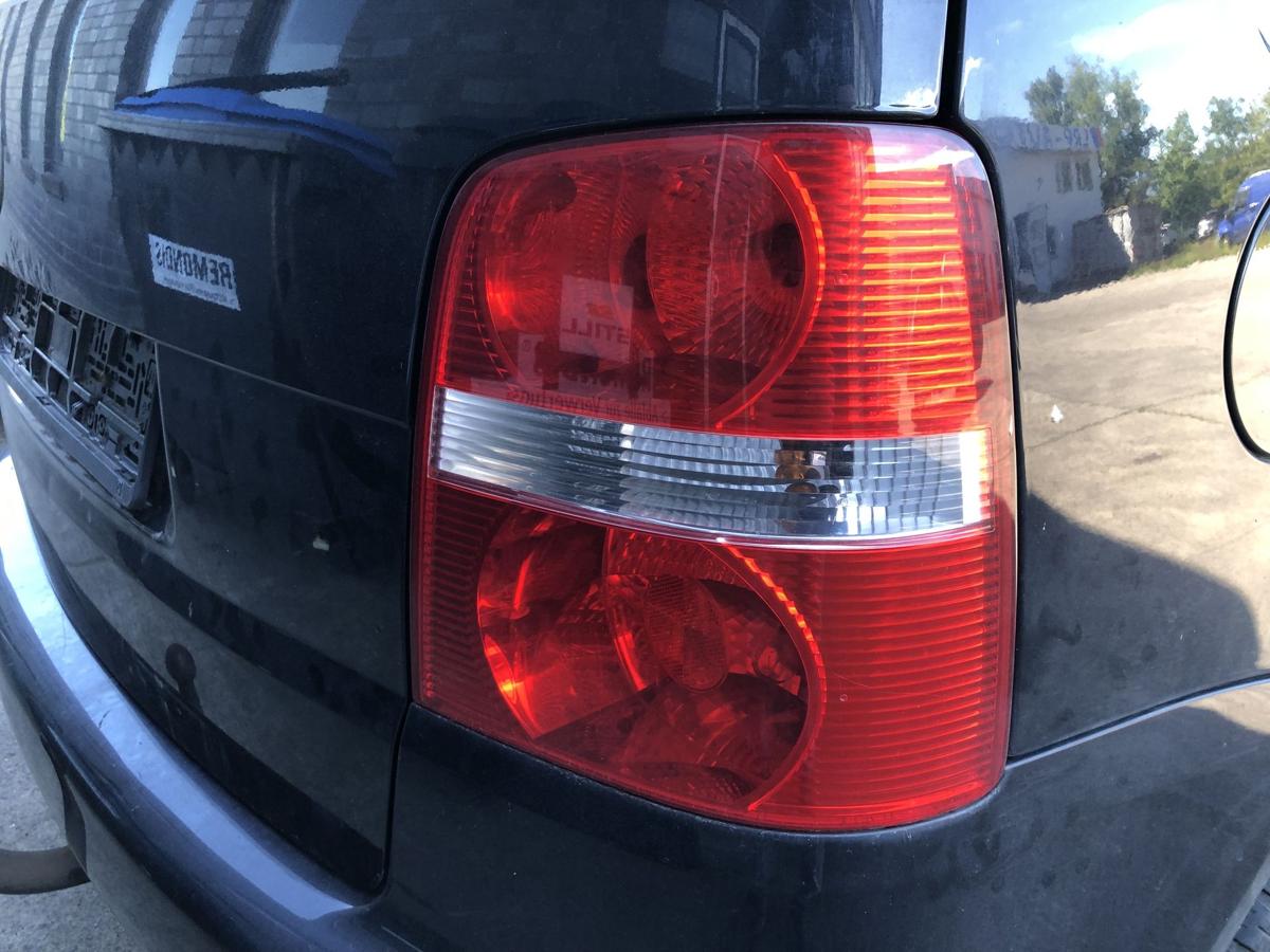 VW Touran 1T 1T1 R&uuml;ckleuchte rechts R&uuml;cklicht Heckleuchte bis 2006