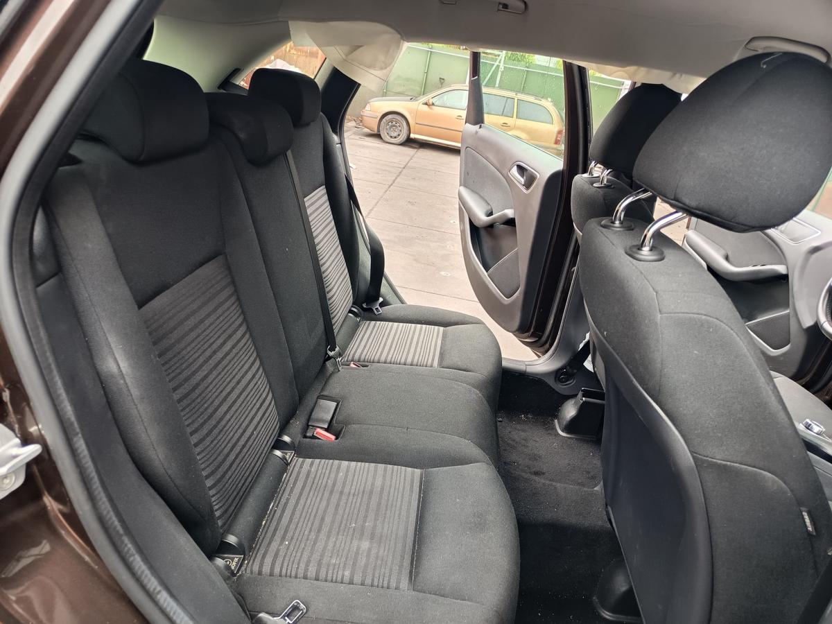 Mercedes W246 original R&uuml;cksitzbank Stoff schwarz/anthrazit Bj 2014