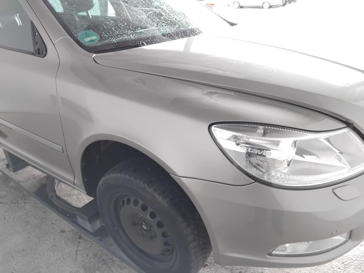 Skoda Octavia 2 1Z Facelift orig Kotfl&uuml;gel vorn rechts BJ2012 LF8H cappuccinobeige