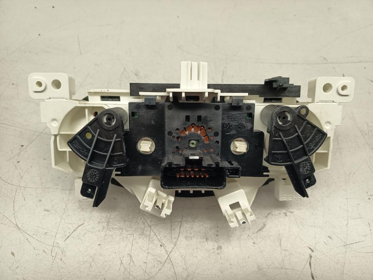 Smart Fortwo 451 original Heizungsbet&auml;tigung manuelle Klima Bj 2016