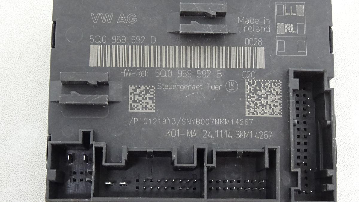 VW Golf VII Türsteuergerät vorn rechts Bj2015 5Q0959592D 5Q0959592B