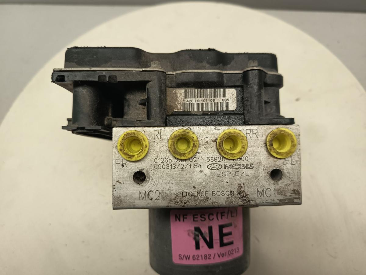 Hyundai Sonata 5 NF Bj 2009 original ABS Hydroaggregat 3,3L 184 KW Benzin