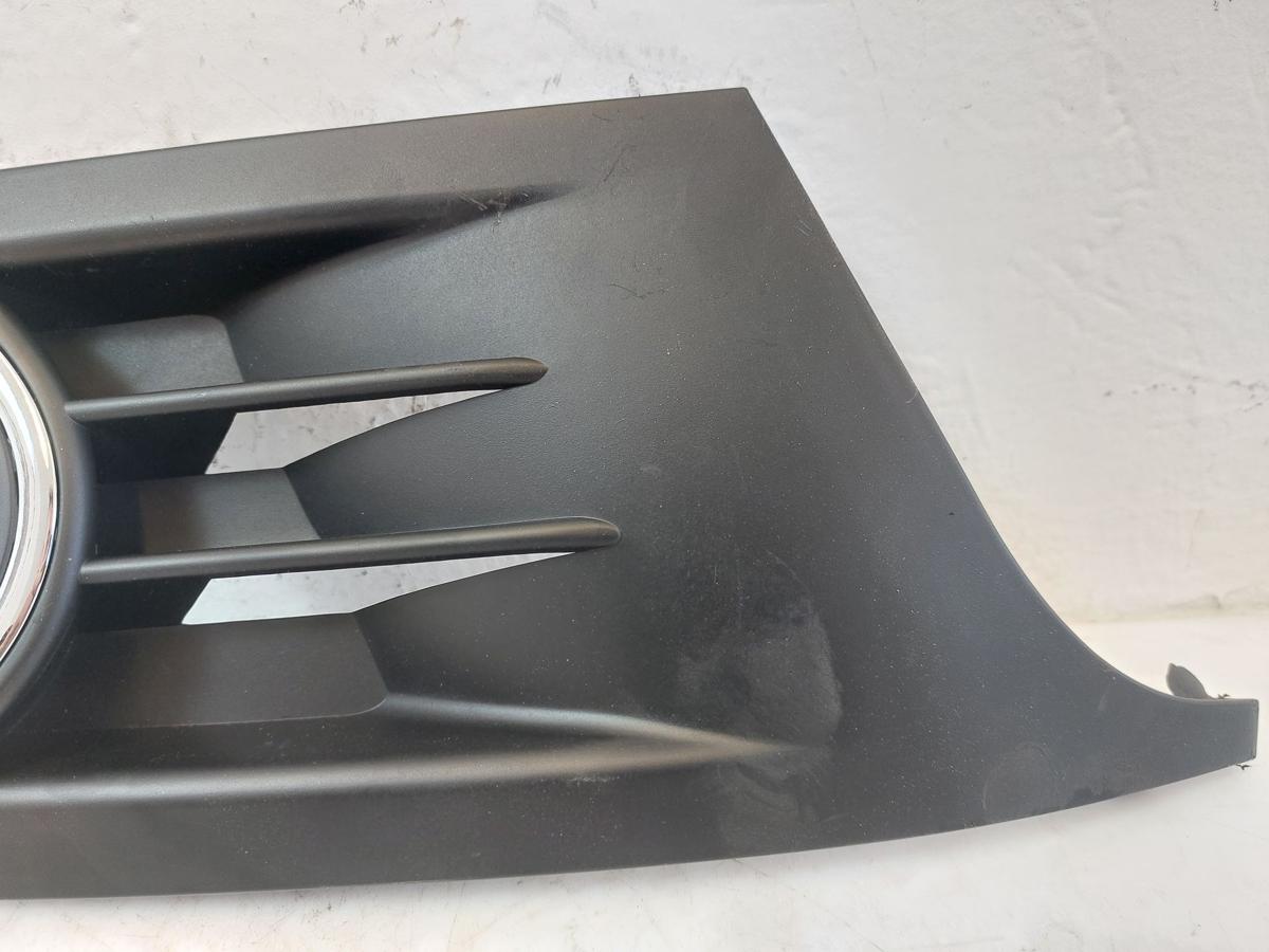VW Golf 6 VI Gitter vorn rechts Stoßfänger Nebelscheinwerferabdeckung
