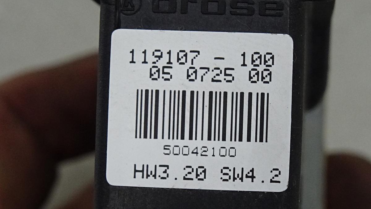 VW Passat 3B Variant Bj1997 Fensterhebermotor vorn rechts 3B4837752J 9700119148100 0130821694