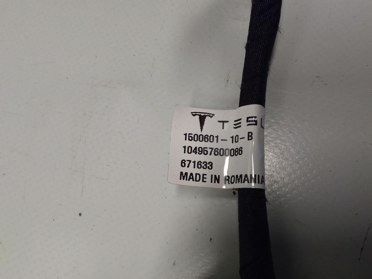 Tesla Model Y original Satz Gasdruckzylinder Heckklappe mit Antrieb BJ2022