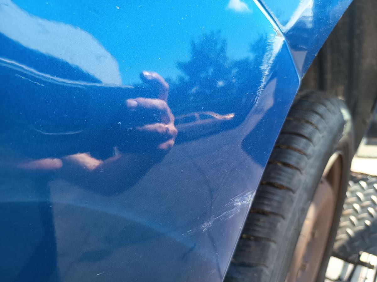 Dacia Sandero 1 BS original Sto&szlig;stange F&auml;nger vorn Front TERNA Blue Bj 2009