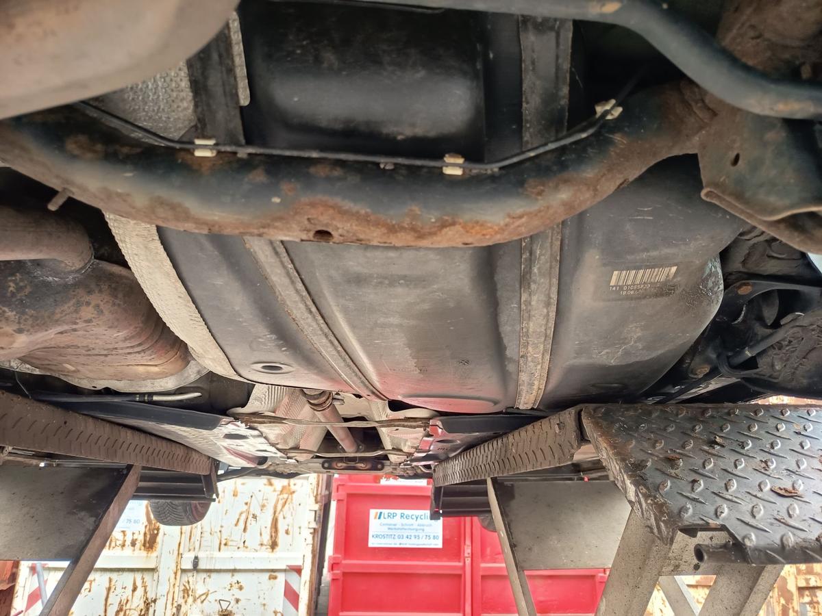 VW Touran GP 1T original Kraftstoffbeh&auml;lter Tank Benzin Bj 2009