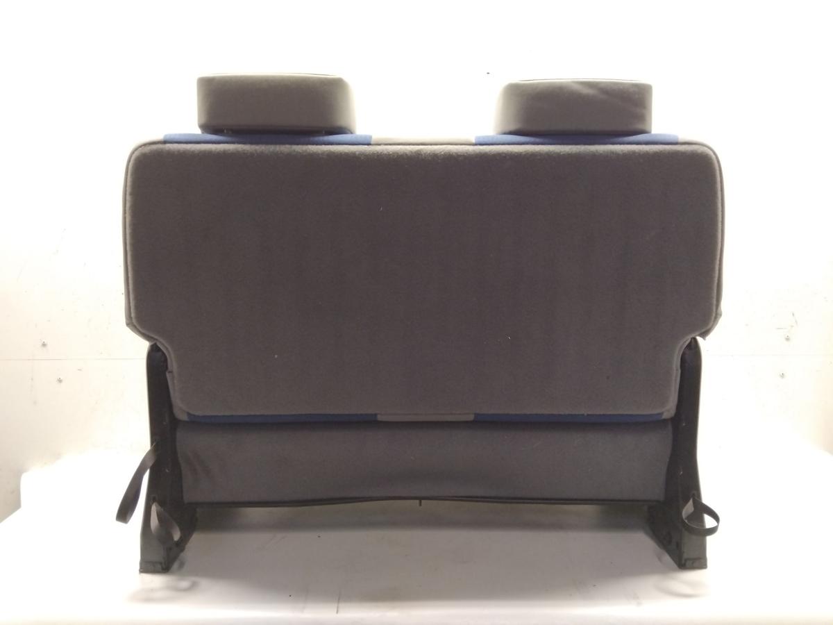 VW Caddy 2K R&uuml;cksitzbank 2er 2. R&uuml;cksitzreihe Kofferraum Bj.2008