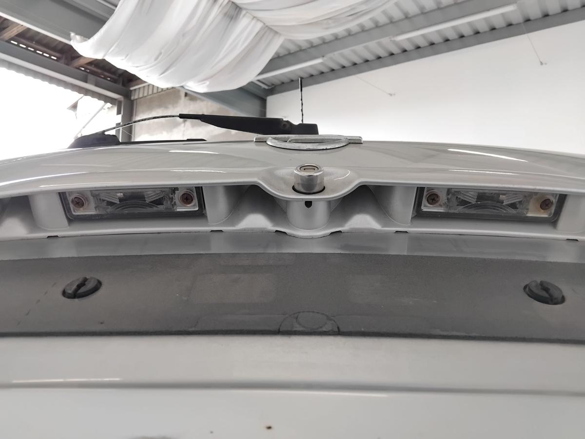 Opel Omega B Caravan Heckklappe Z147 Starsilber II inkl. Heckscheibe BJ1999