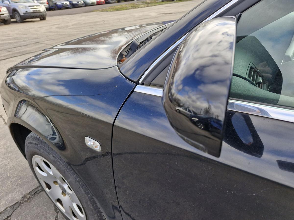 Audi A4 8E B6 BJ04 Au&szlig;enspiegel links elektrisch LY9B Brillantschwarz Spiegel