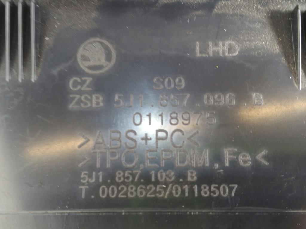 Skoda Fabia 2 5J Bj.09 orig. Handschuhfach 5J1857096B